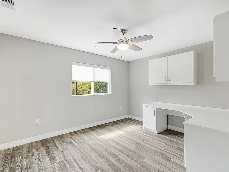 6441 Kanan Dume Rd — Photo 14
