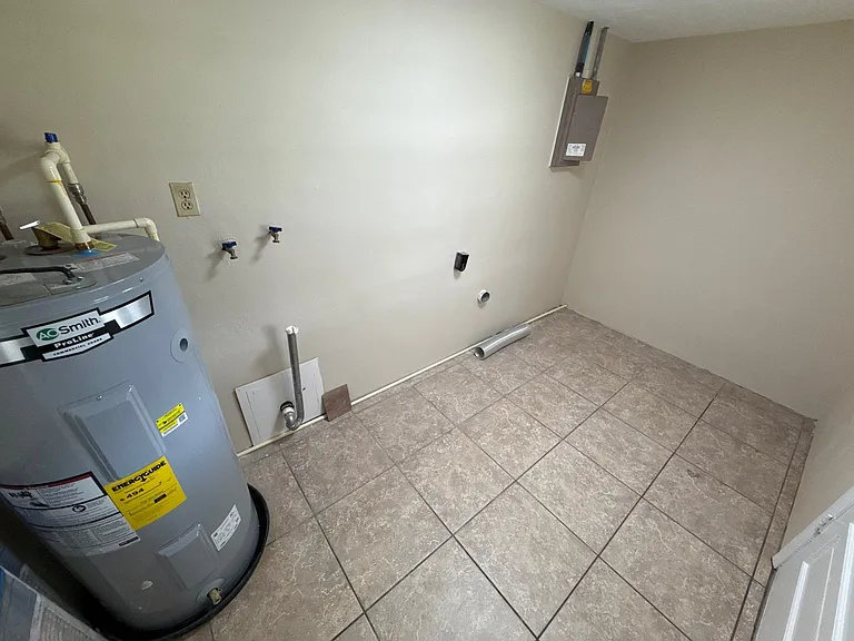 59 S Desoto St — Photo 13