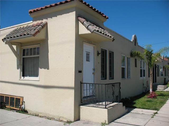 2nd image of 403 W 17th St