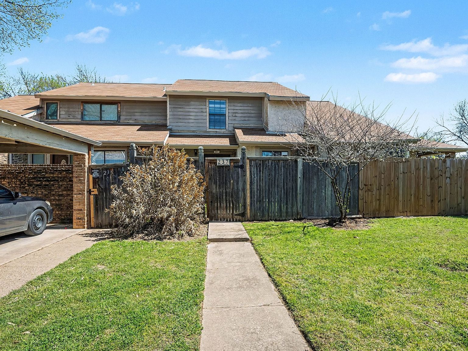 237 Shady Lane Dr