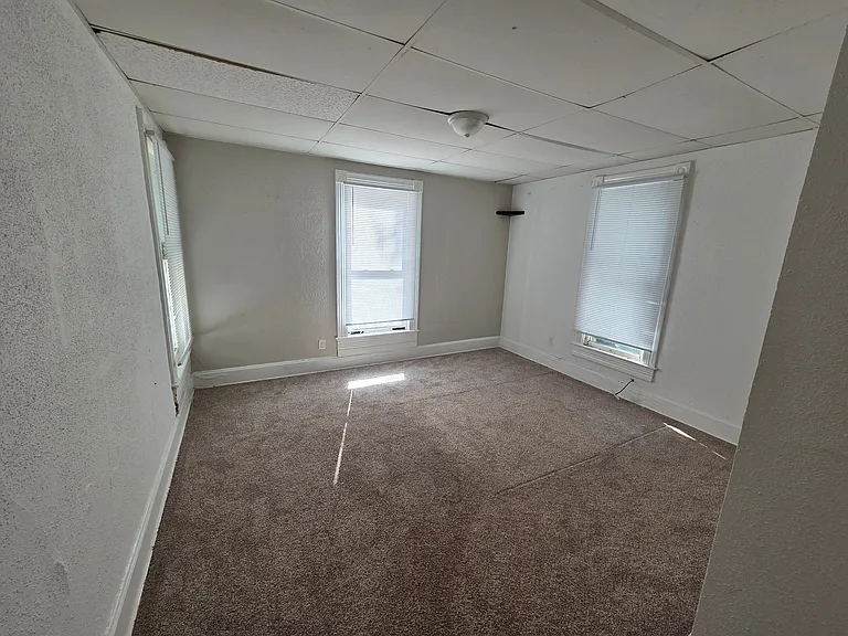 830 W Jefferson St #2 — Photo 3
