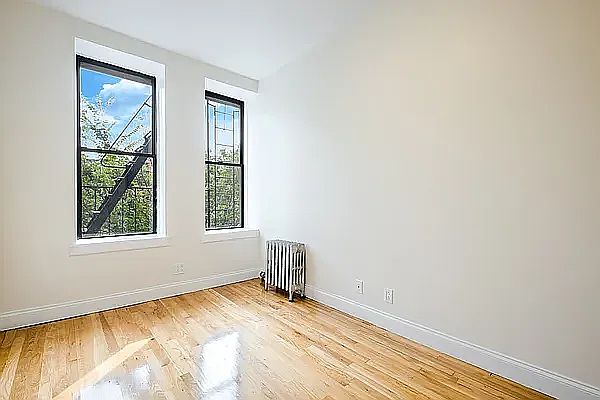 1st image of 339 E 12th St APT 10