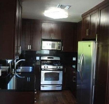 3rd image of 1702 N Gardner St APT 8