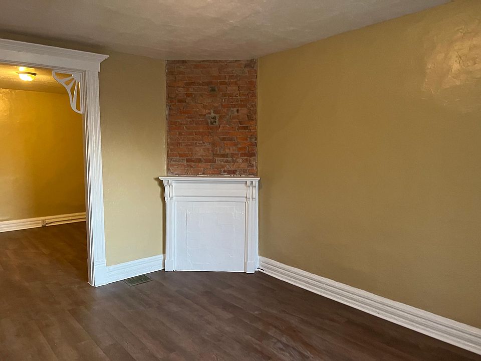 1st image of 1282 Indianola Ave