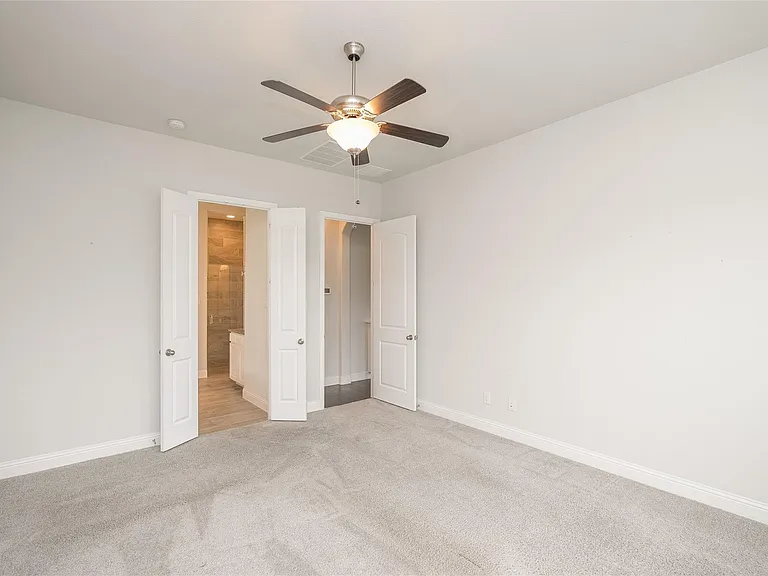 5104 Shallow Pond Dr — Photo 12