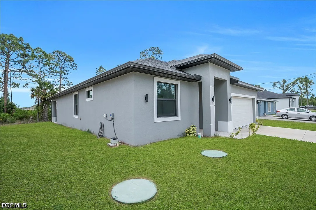 3 bed, 2.5 bath, 1503 sqft, $2,200 — Photo 4