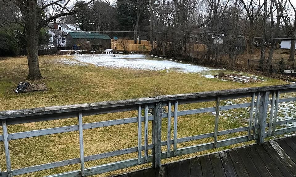 2nd image of 8607 Manderley Dr