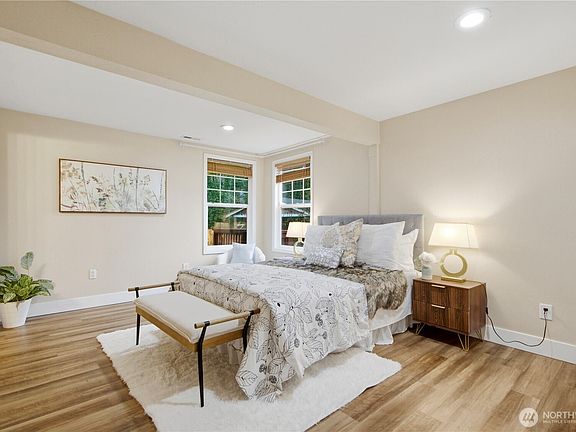 5th image of 3212 193rd Place SE