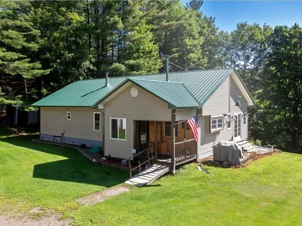 253 Woodward Road, Fairfax, VT 05454