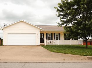 1610 Jon St, West Plains, MO 65775