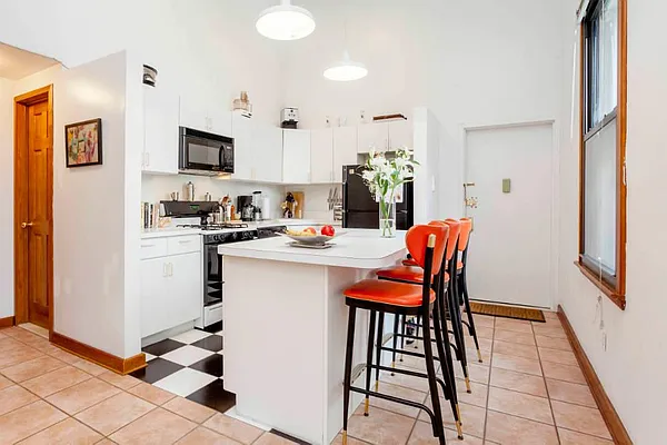 Rented by Town Residential | media 35