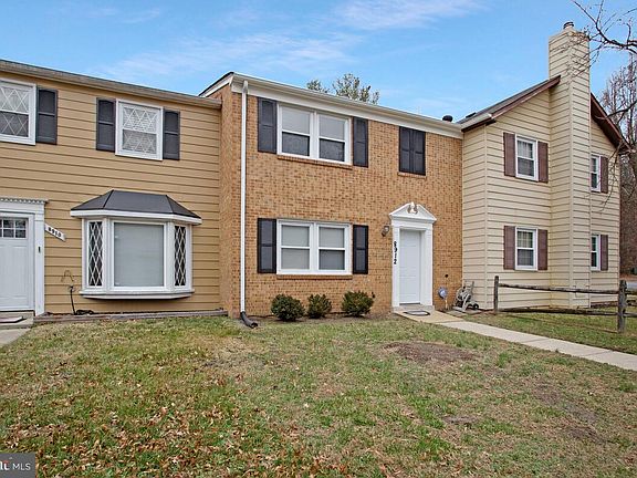 3rd image of 8912 Woodstock Dr W