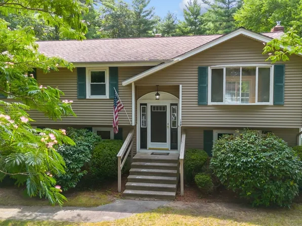 139 Staples St, Taunton, MA 02780