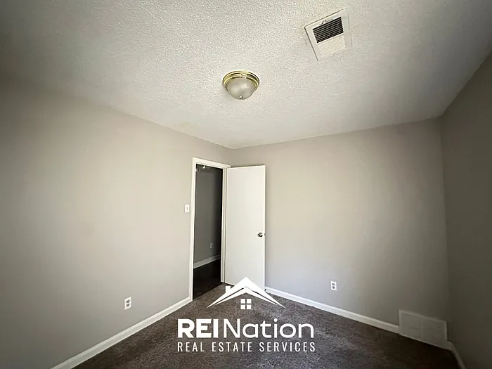 3 bed, 2.0 bath, 1116 sqft, $1,450 — Photo 4