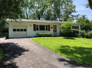 2517 Fishinger Rd, Columbus, OH 43221