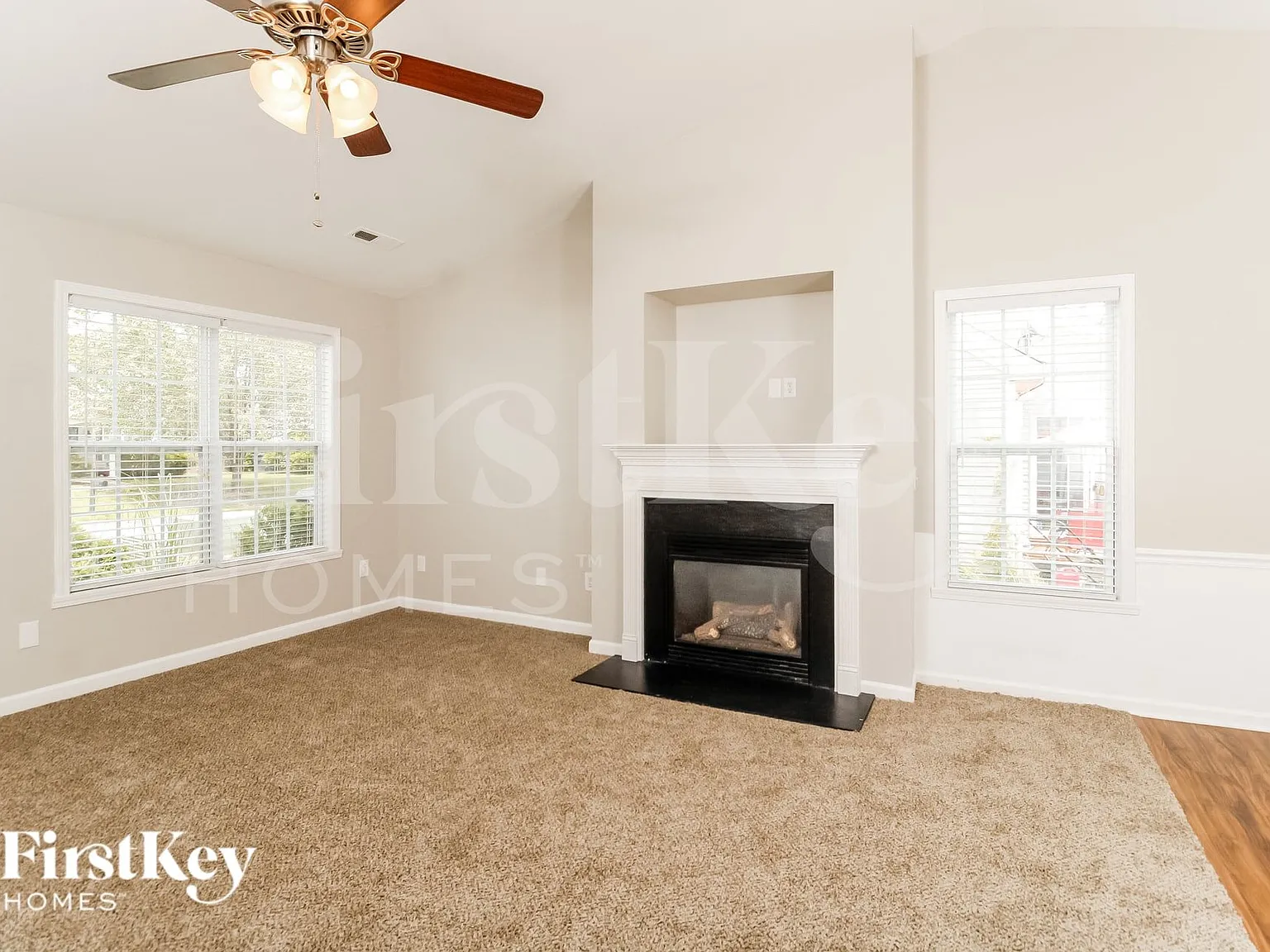 3 bed, 2.0 bath, 1186 sqft, $1,660 — Photo 4