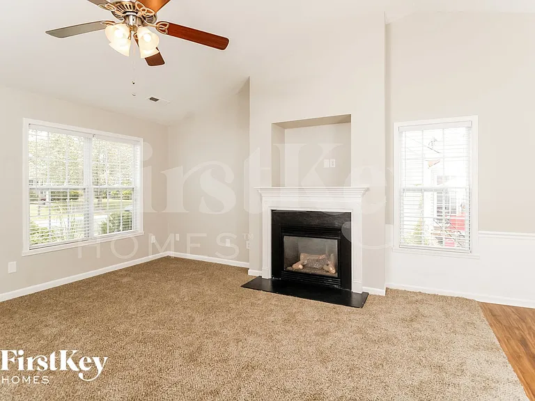 5114 Fiddlers Run Dr — Photo 4