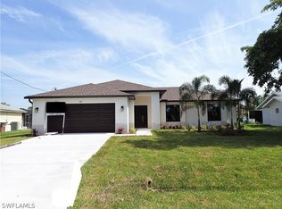 1419 SE 11th Terrace Cpe, Coral, FL 33990