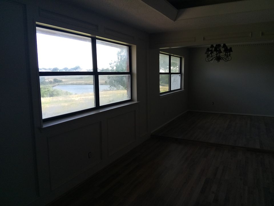 1st image of 8828 Sandcastle Ct #B