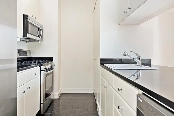Rented by Keller Williams NYC | media 5