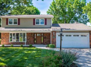 1704 W Kingsway Dr, Peoria, IL