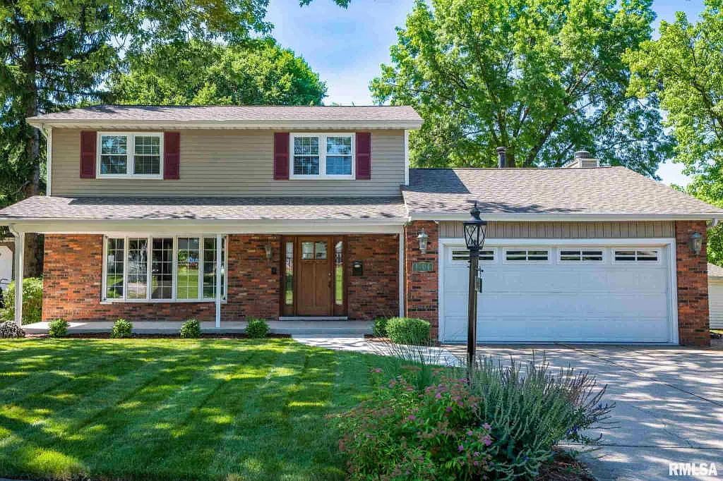 1704 W Kingsway Dr photo 1