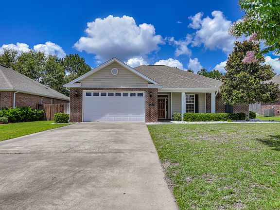 2nd image of 134 Alicia Dr