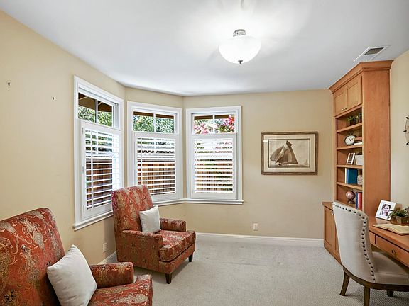 5th image of 1818 McNiff Pl