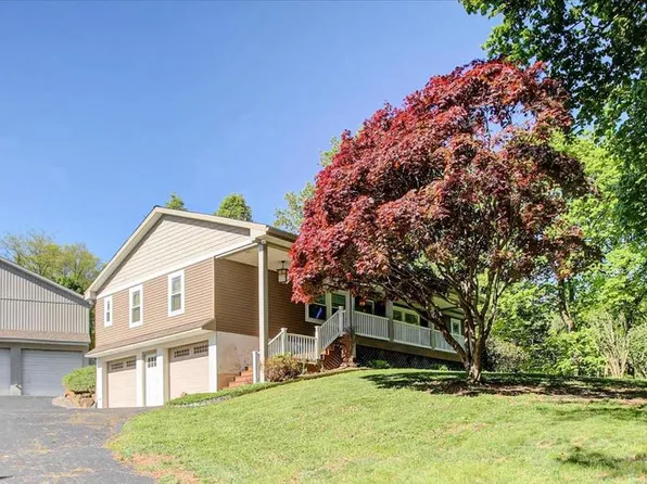 550 River Dr, York Haven, PA 17370