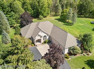 3522 Josette Ln, Lansing, MI 48906