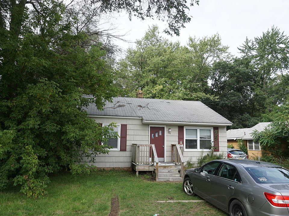 2nd image of 444 Pierce Ave
