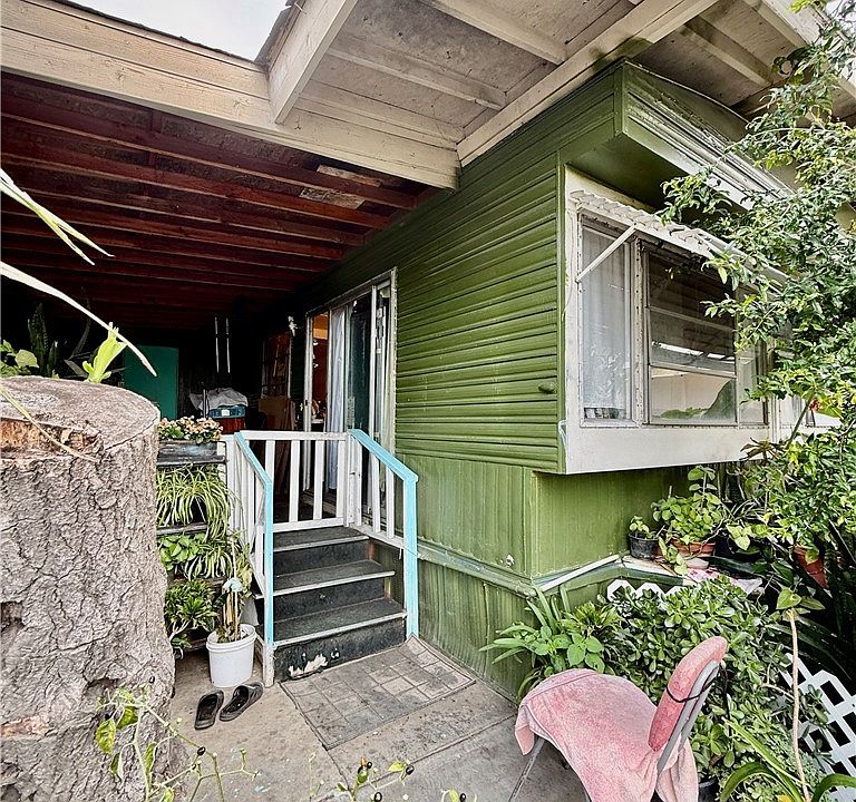 1st image of 223 Madrid Ave