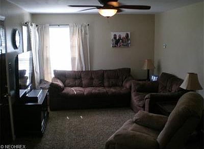 5th image of 623 Madison Ave
