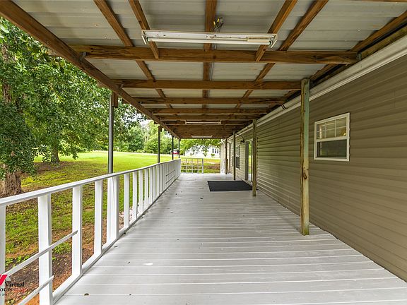 5th image of 109 Kristen Ln