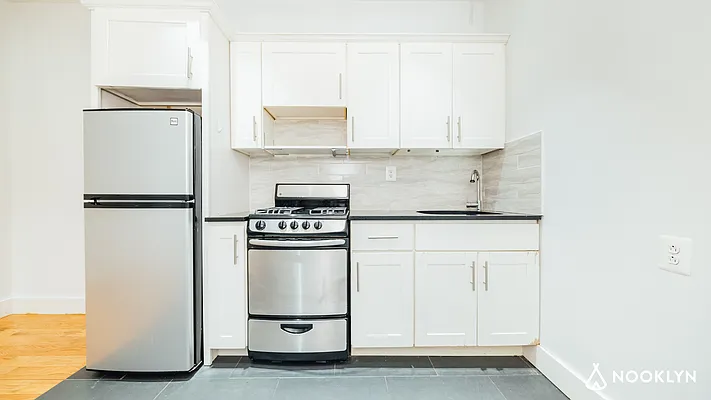 Rented by Nooklyn NYC LLC | media 16