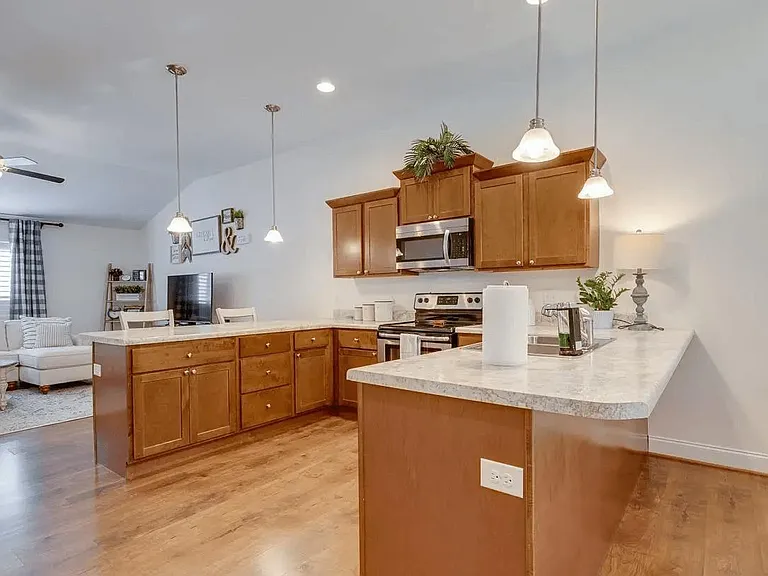 1018 Poplar Drive Ext — Photo 12