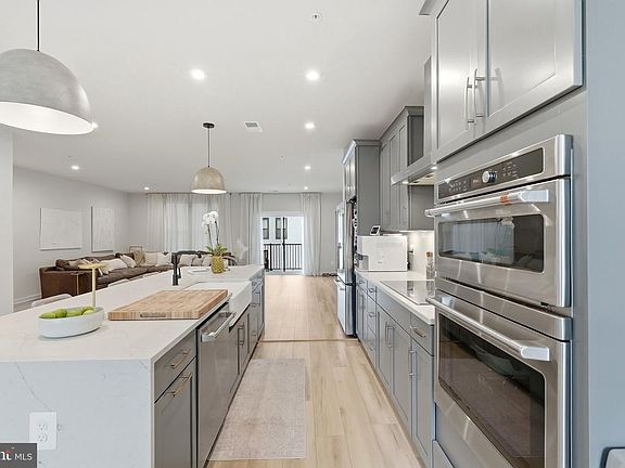 4th image of 4037 Legato Rd #88