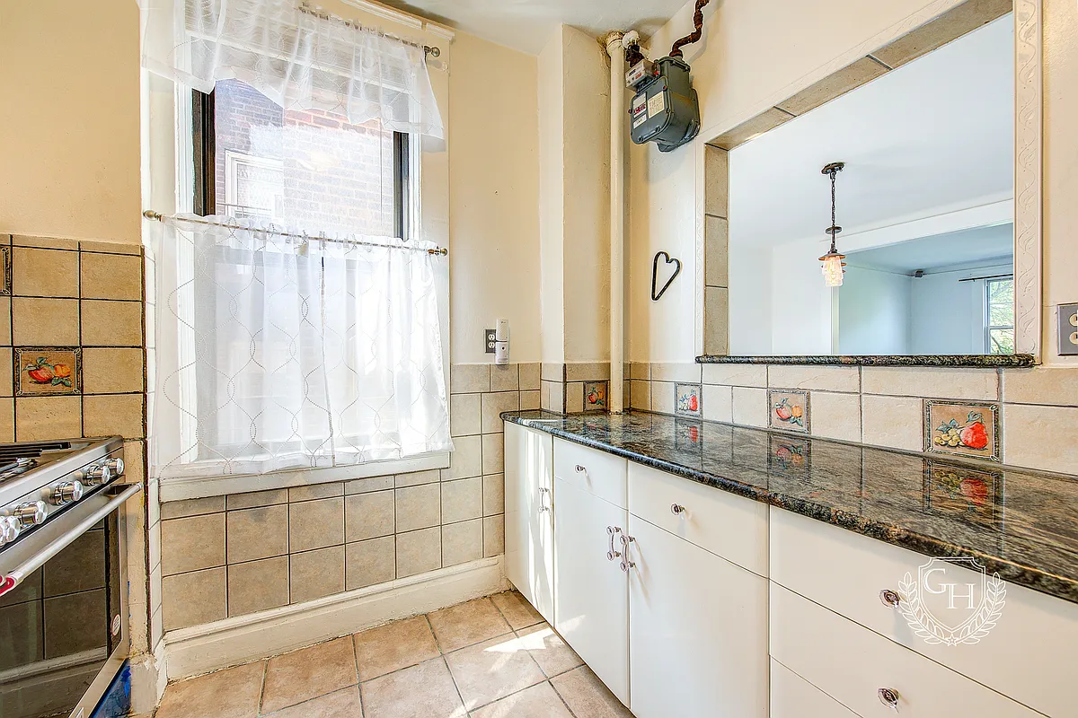 3321 82nd St Unit 42  