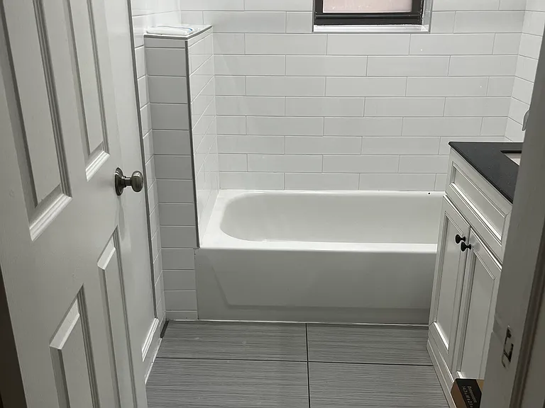 1452 W Lexington St #2 — Photo 5
