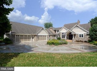 545 Midwest Trl N, Lake Elmo, MN 55042
