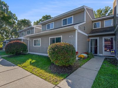 2146 Stone School Cir, Ann Arbor, MI, 48108