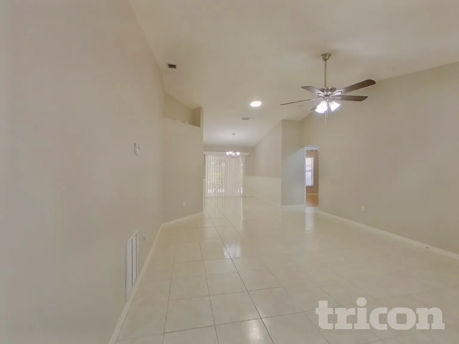 4614 Breezy Pines Blvd Sarasota FL — Photo 2