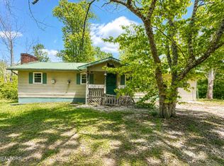 530 Boone Ridge Rd, Jamestown, TN 38556