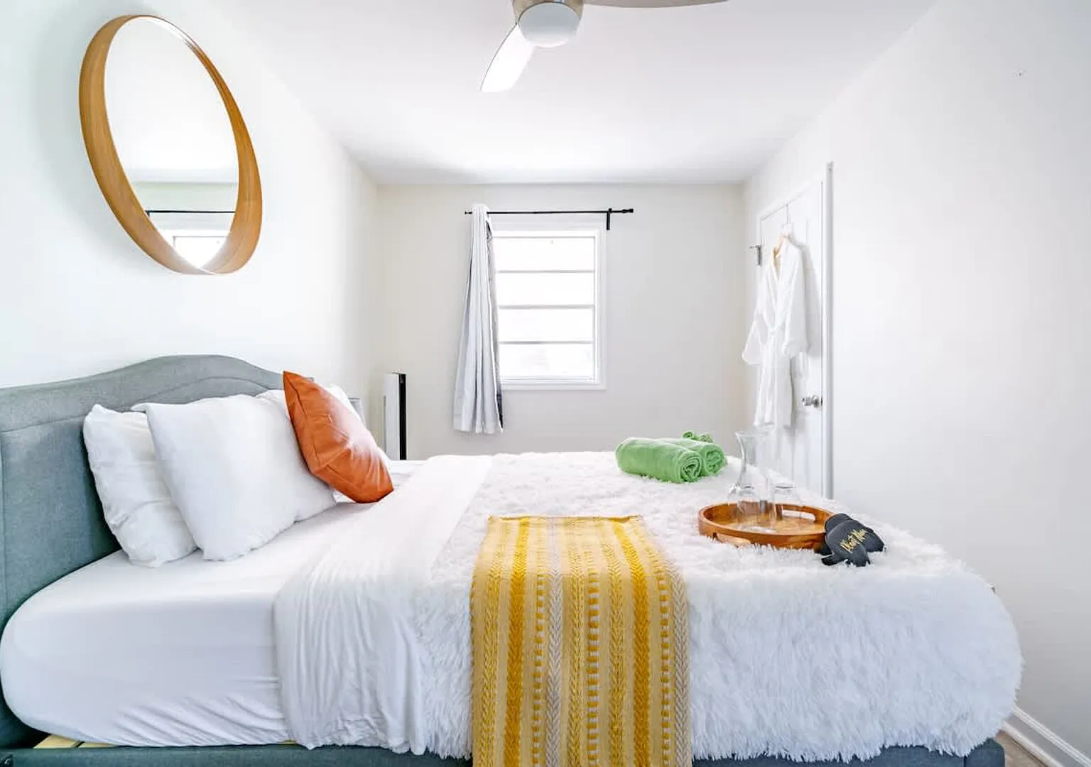 Casa Tres by Jungle House | Downtown & Short North | Private Parking — Photo 4