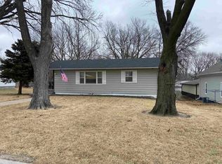 307 Kufus Ave, Rockville, NE 68869