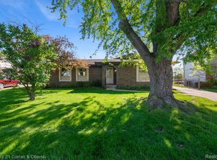 1344 Saltz Ct, Canton, MI 48187