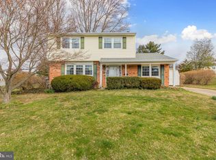 16 Vansant Rd, Newark, DE 19711