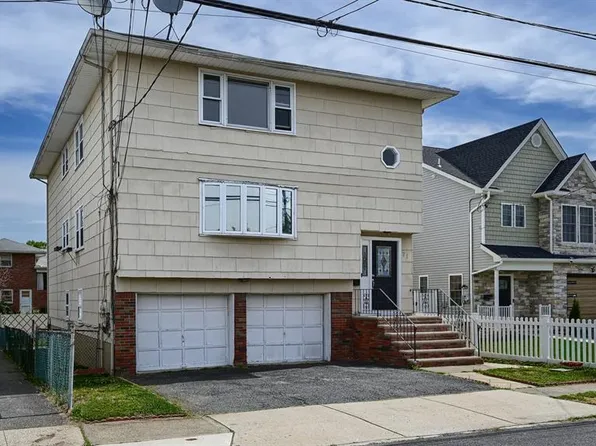 71 Chestnut St, Lodi, NJ 07644