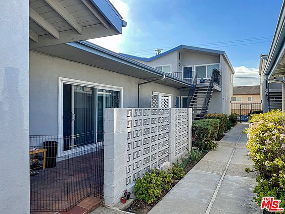 4th image of 3564 Del Amo Blvd