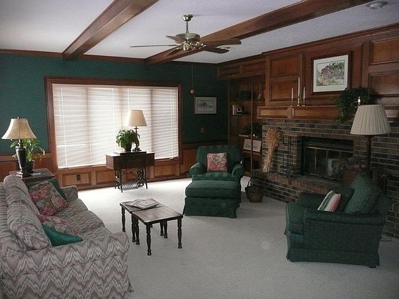 2nd image of 402 Berkshire Dr